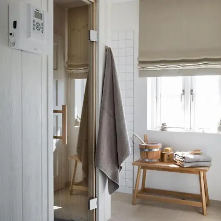 Reetdorf Geltinger Birk Atelierhaus Schilfgras * Nieby (Nieby, Schleswig-Flensburg)